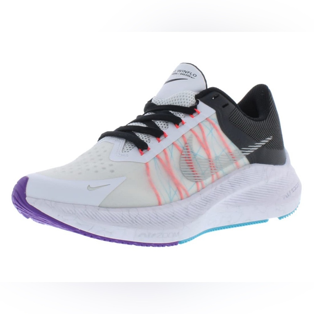 Women’s Nike Zoom Winflo size 9.